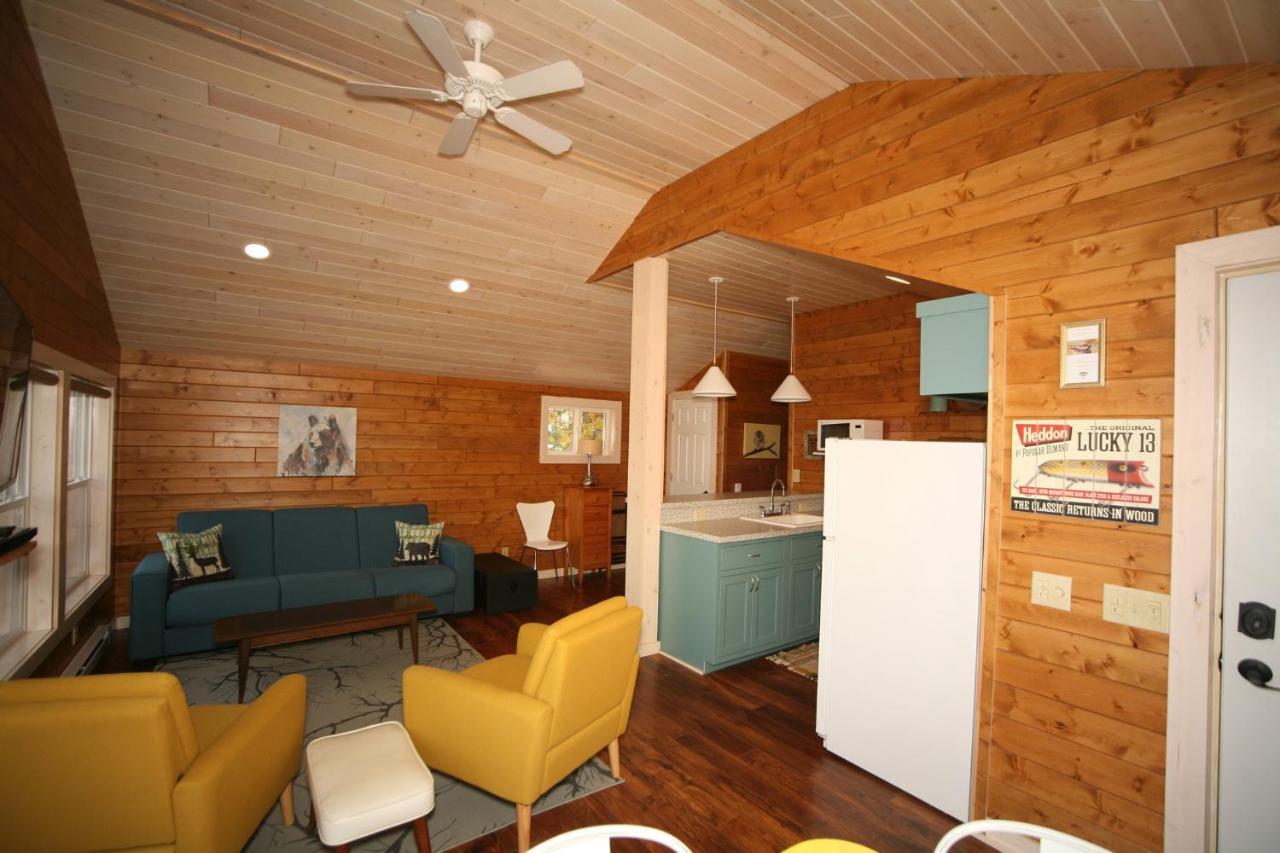 Land O'Lakes Deerwood Resort - Whippoorwill Cabin المظهر الخارجي الصورة