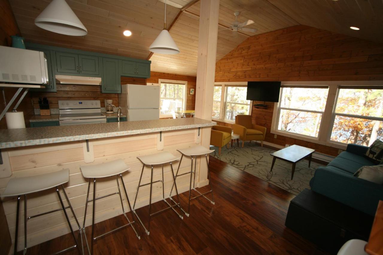 Land O'Lakes Deerwood Resort - Whippoorwill Cabin المظهر الخارجي الصورة