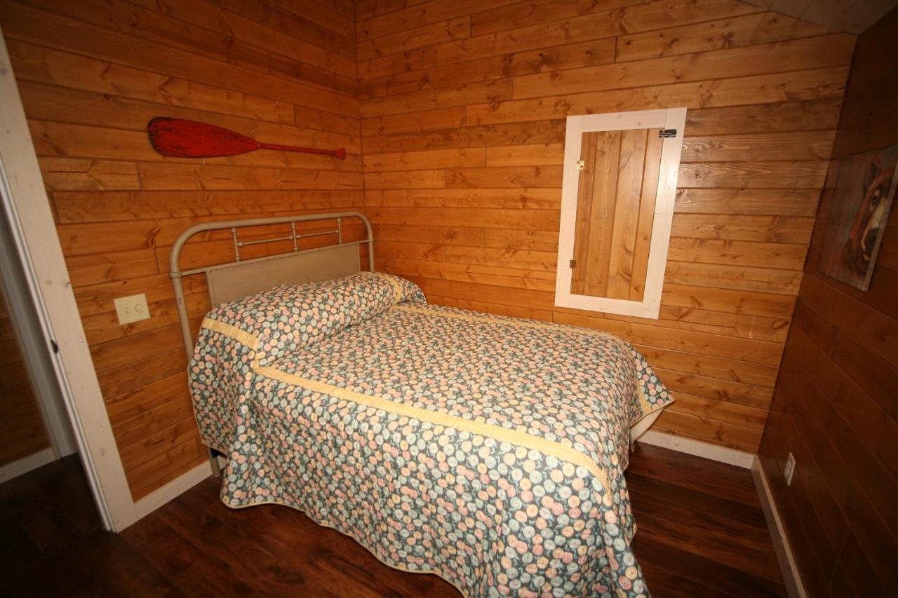 Land O'Lakes Deerwood Resort - Whippoorwill Cabin المظهر الخارجي الصورة