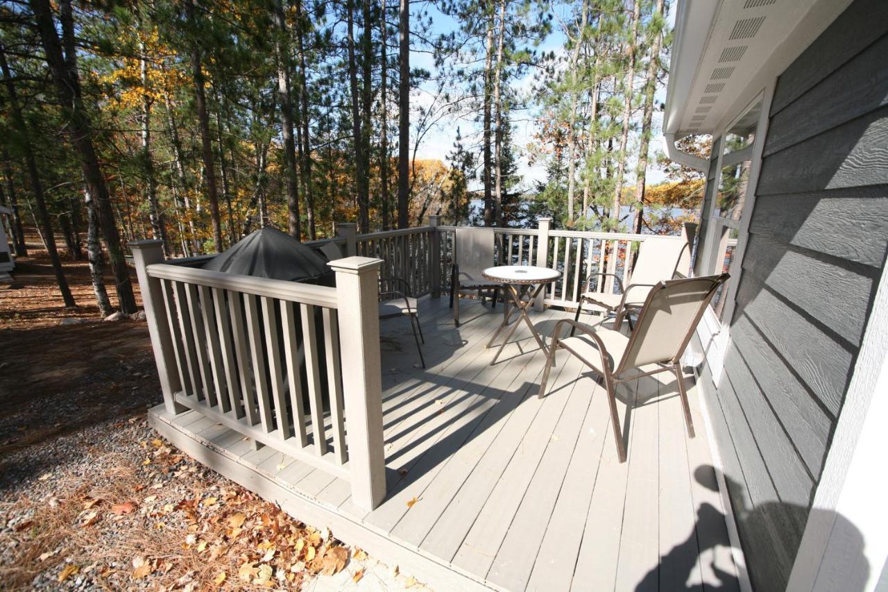 Land O'Lakes Deerwood Resort - Whippoorwill Cabin المظهر الخارجي الصورة